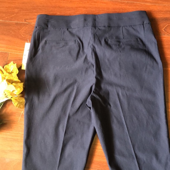 NWT Women’s pants/NANETTE LEPORE - Picture 13 of 16